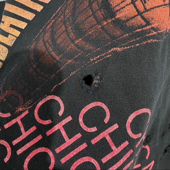 Vintage single stitched 1991 Chicago Bulls tshirt - Picture 2 of 12